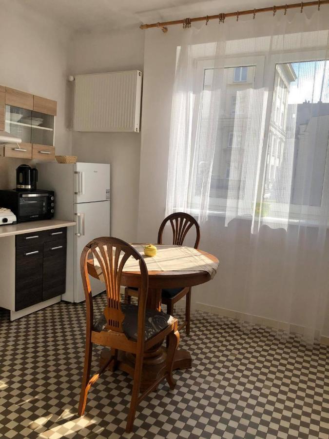 Flat Near Plac Zbawiciela, In Heart Of Warsaw Apartment Ngoại thất bức ảnh