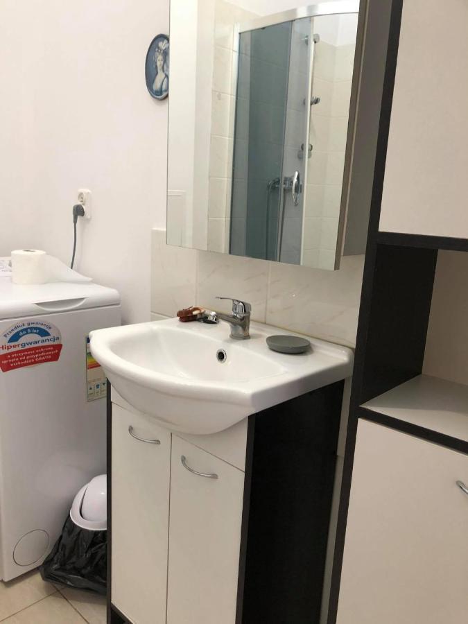 Flat Near Plac Zbawiciela, In Heart Of Warsaw Apartment Ngoại thất bức ảnh